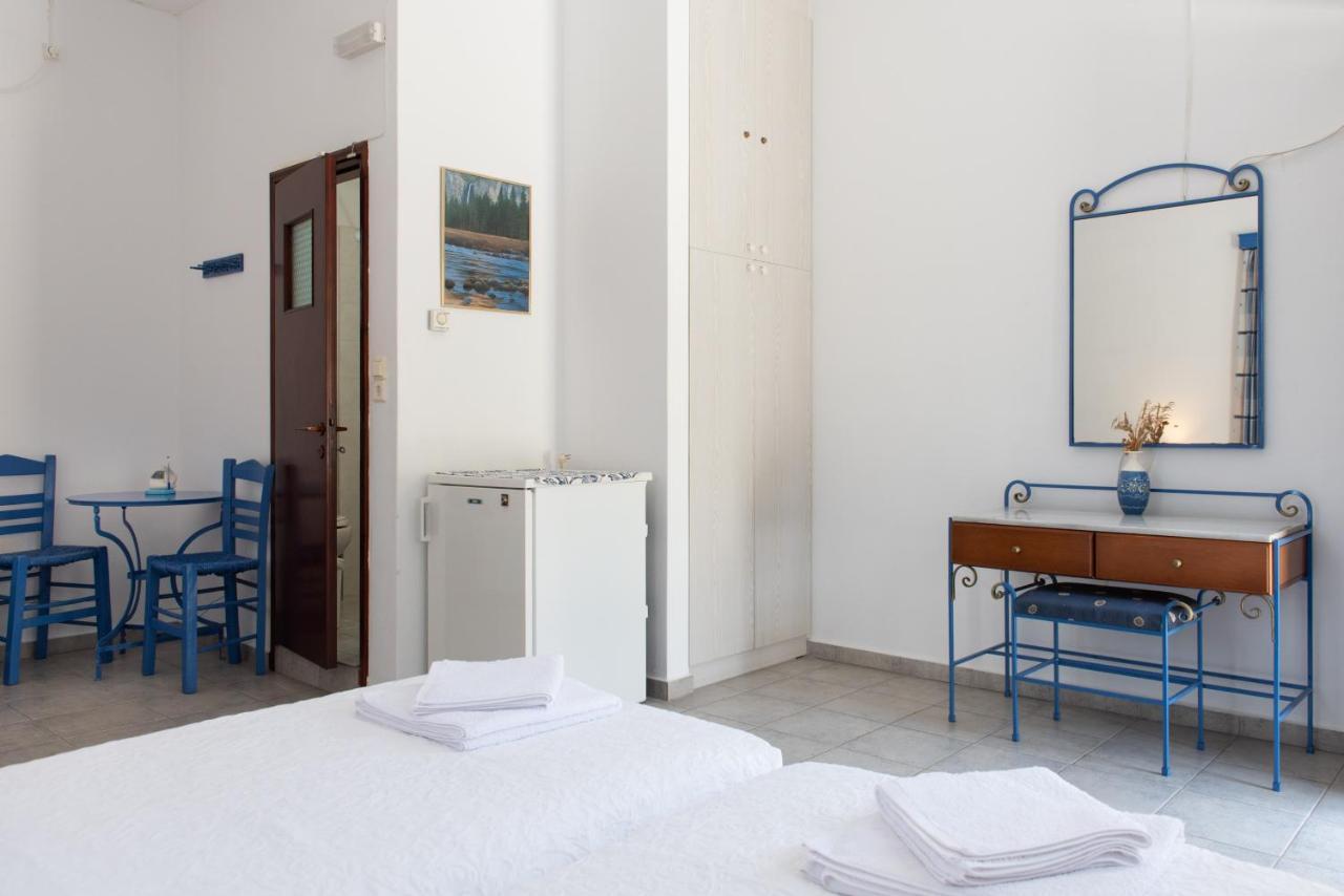 Pigi Rooms Аполония Екстериор снимка